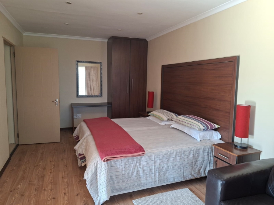 1 Bedroom Property for Sale in Uitenhage Central Eastern Cape